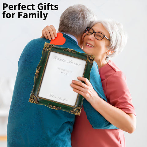 YEPOTUE frame with 8x10 photo illustrating true-to-size fit