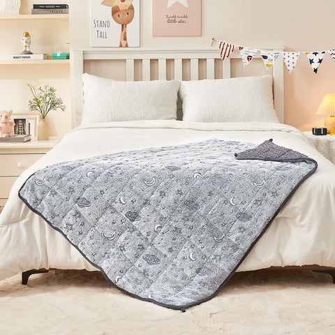 yescool neatly folded blanket ready for travel, convenient portability