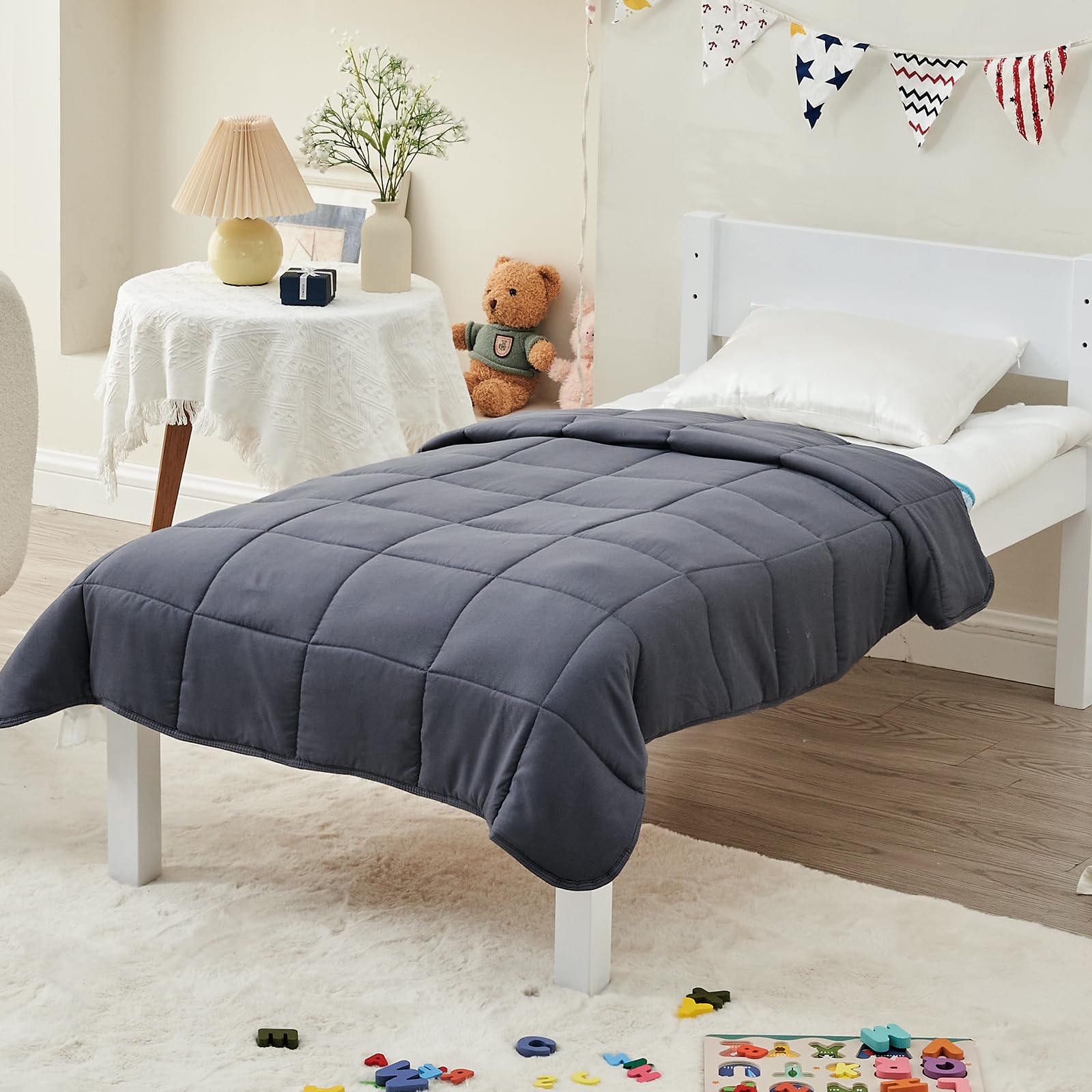 yescool lifestyle scene on sofa showing relaxed use benefit: portable comfort at home