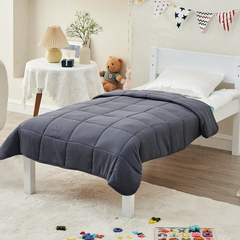 yescool lifestyle scene on sofa showing relaxed use benefit: portable comfort at home