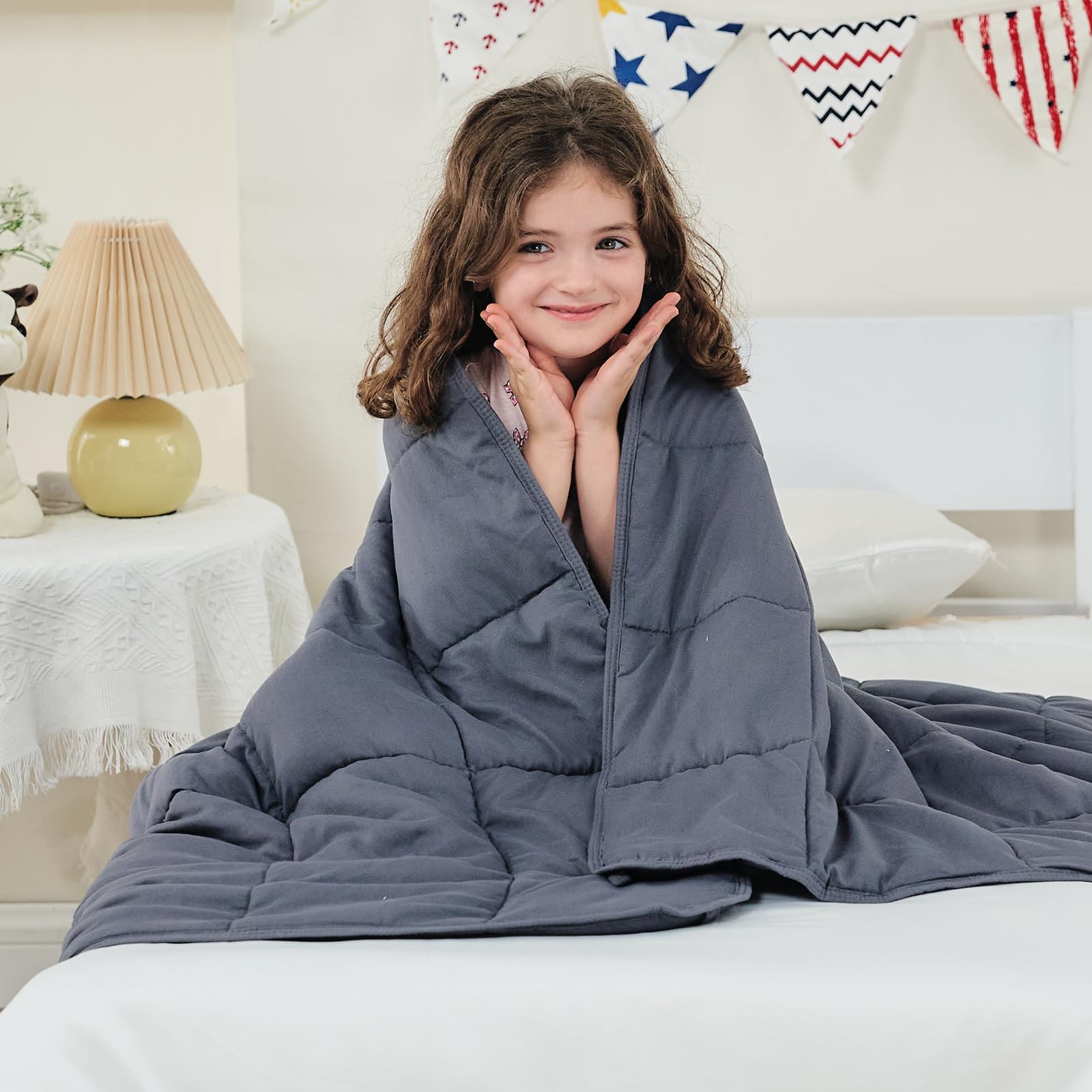 yescool front view of grey weighted blanket showing size and neat finish benefit: clear size reference