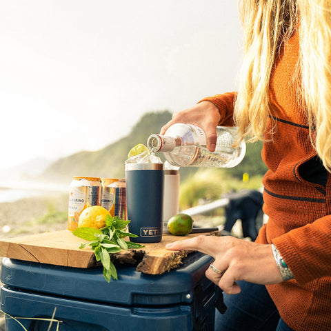 YETI Rambler side view showing no-sweat exterior keeping hands dry benefit: condensation-free
