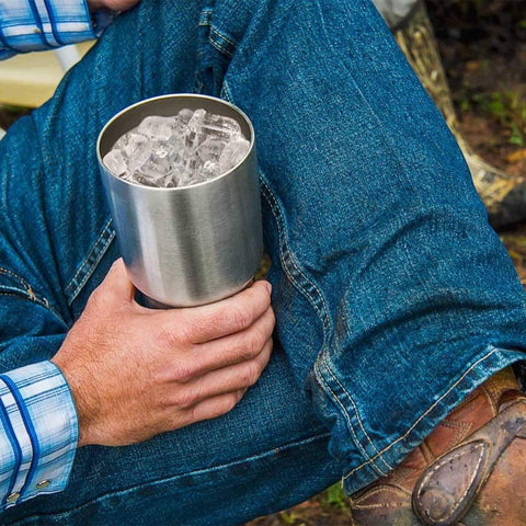 YETI Rambler product packaging and label demonstrating model and specs