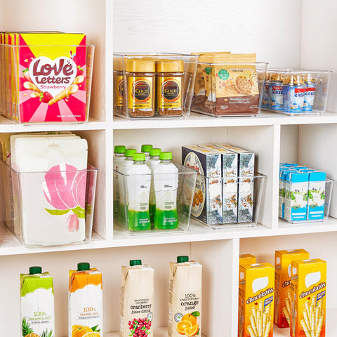 YIHONG interior view with snacks and bottles showing visible organization