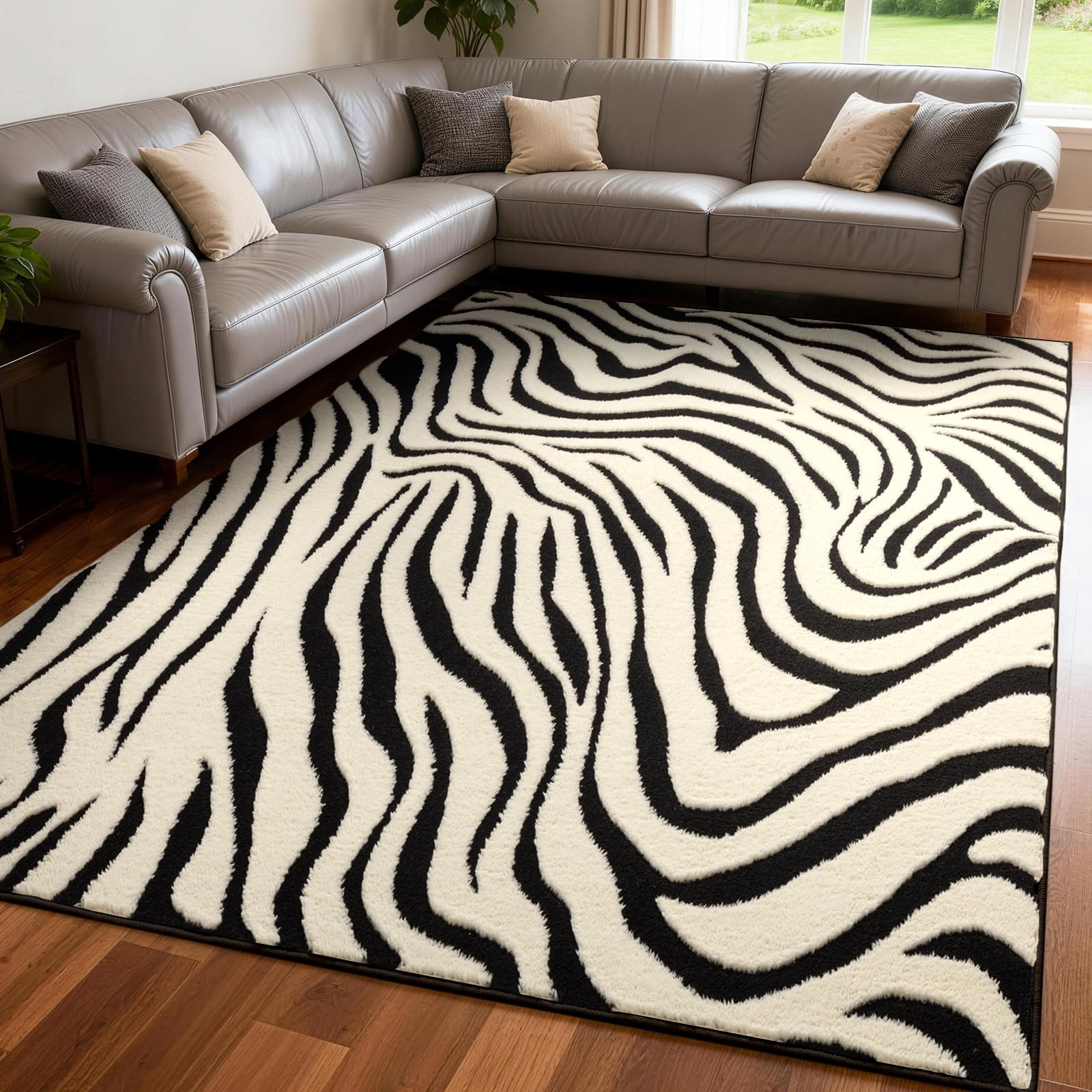 YIHOUSE front view showing full abstract zebra-striped design and room impact