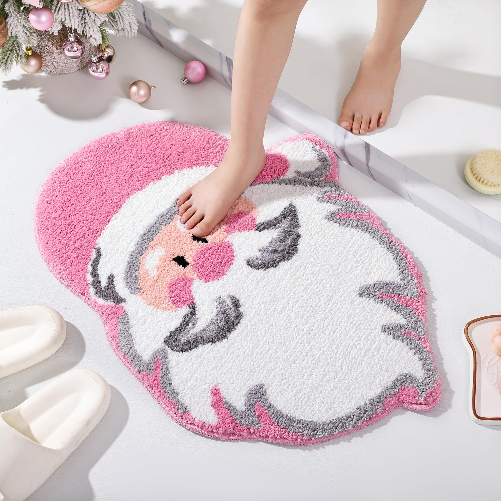 YIKUSH mat placed in bathroom adding cheerful holiday decor