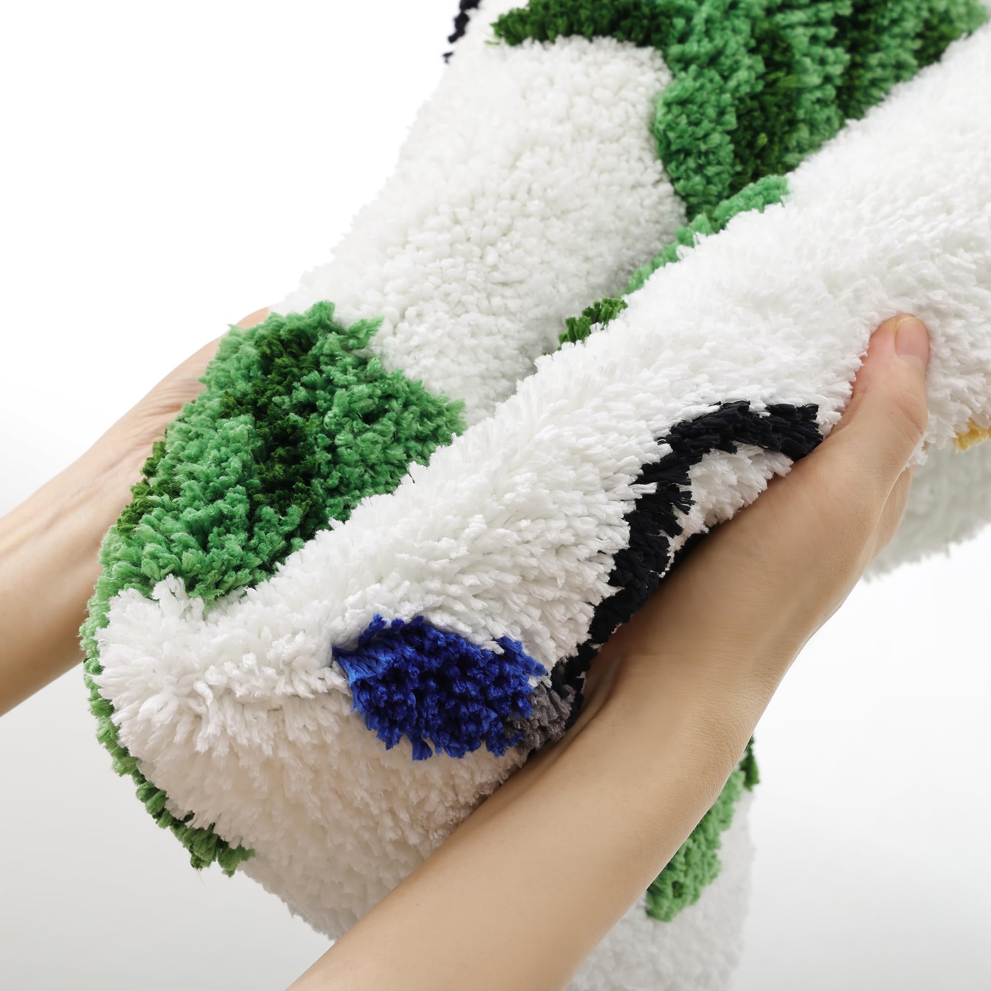 YIKUSH care label close-up showing machine-washable fabric for easy maintenance
