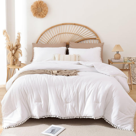 YIRDDEO pillows and fringe in lifestyle bedroom setting adding cozy style