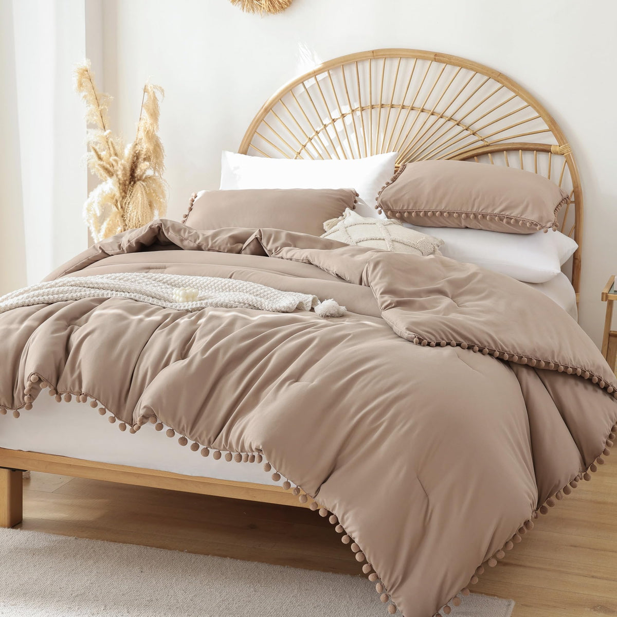 YIRDDEO comforter front view showing taupe color and full coverage