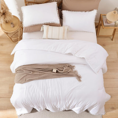 YIRDDEO styled bedroom setting displaying comforter versatility and brightness