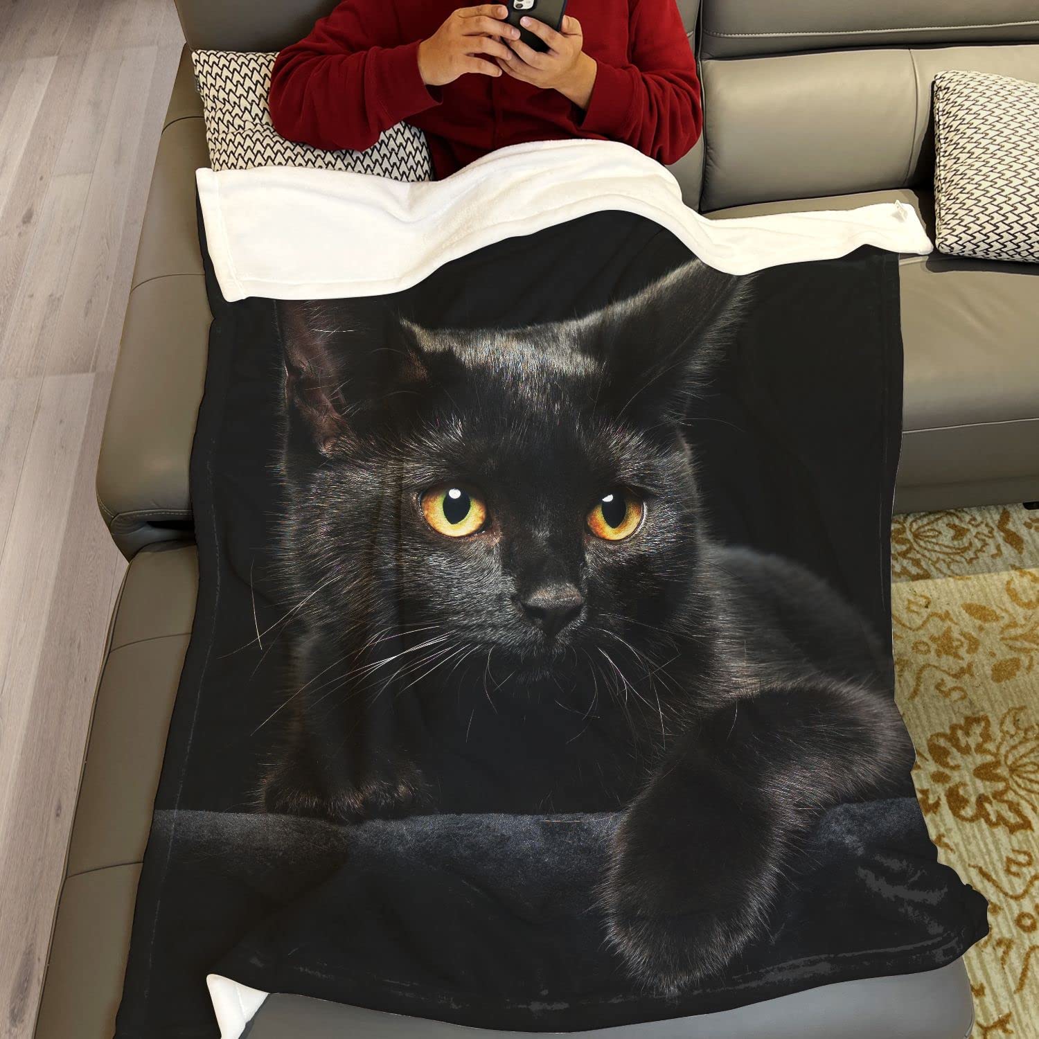 YISUMEI lifestyle on sofa showing warmth and decorative appeal