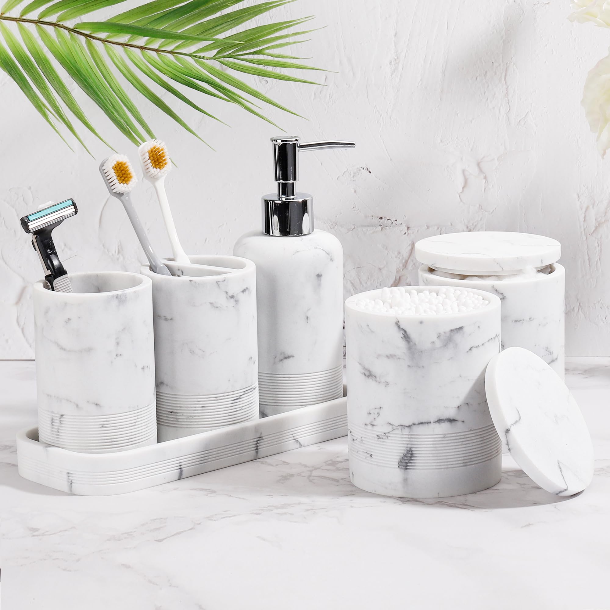 YMXYJM soap dispenser close-up highlighting pump action and durable finish benefit