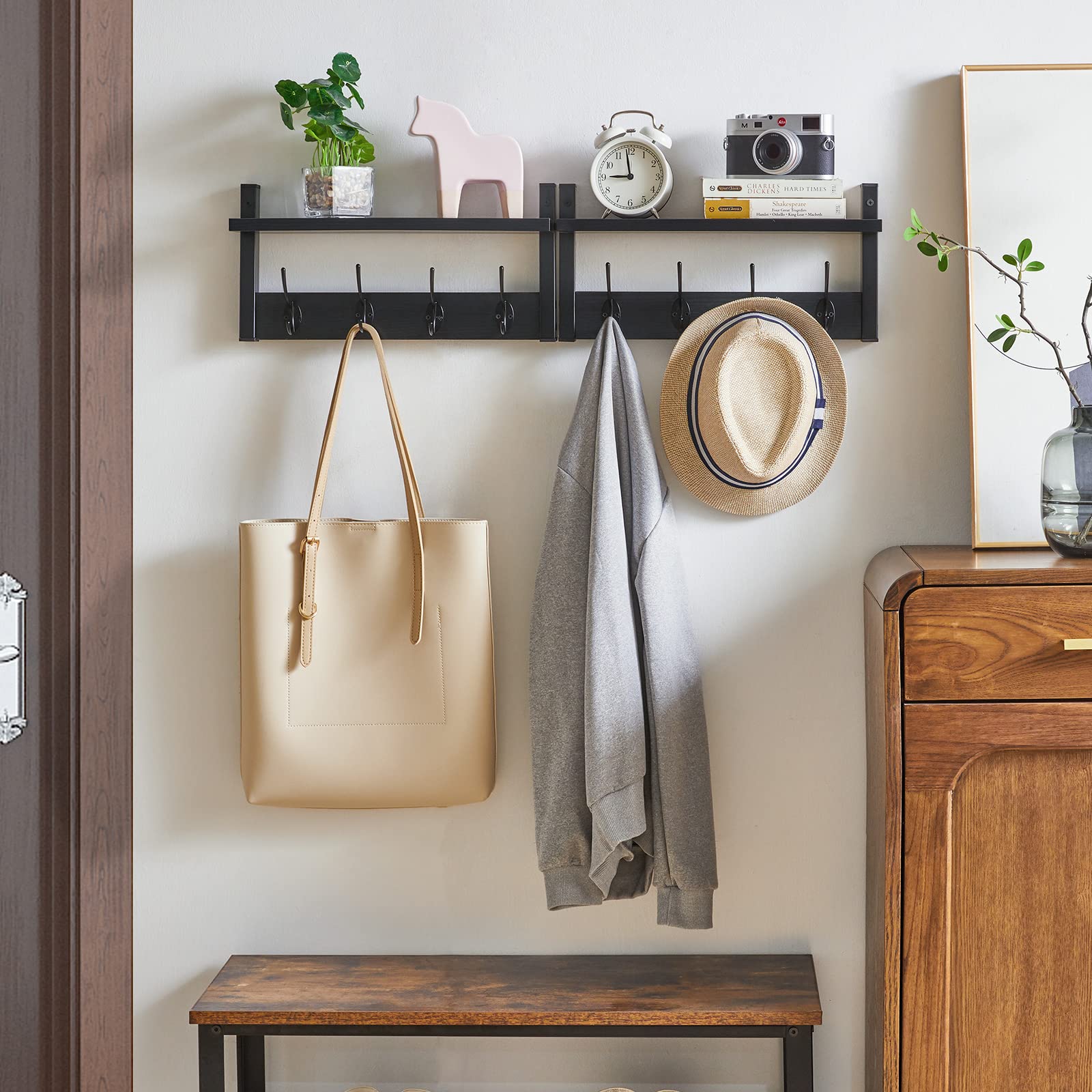YMYNY close-up of the MDF top shelf showing smooth finish and display capability