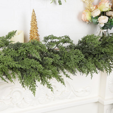 YOFIT garland folded in packaging showing compact storage and season-to-season reuse