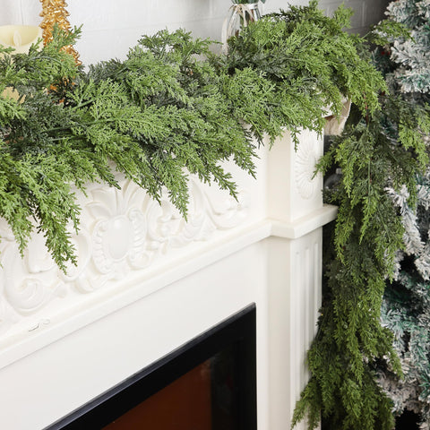 YOFIT garland folded for storage illustrating compact, reusable design