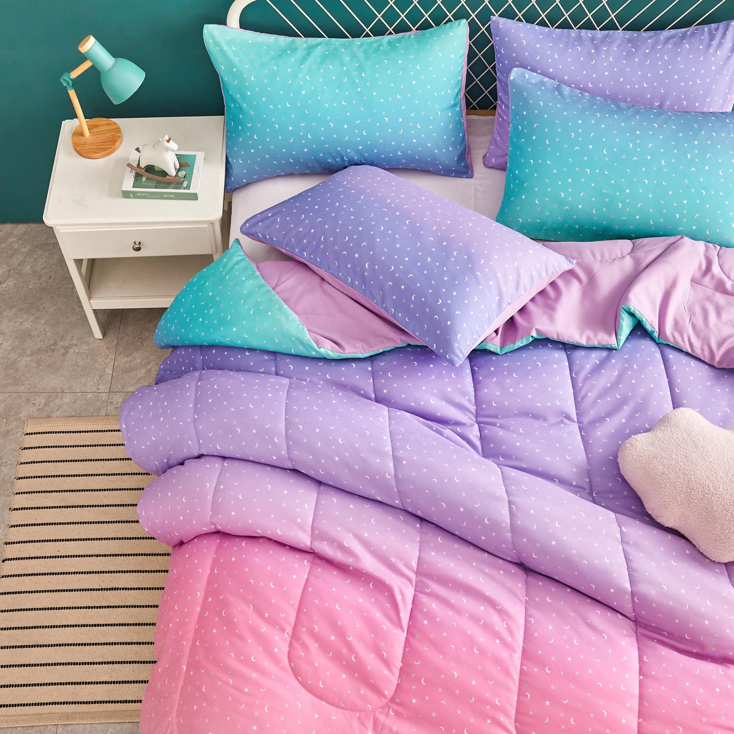 Yogeneg pillowcases detail showing matching print and smooth texture for comfortable sleep