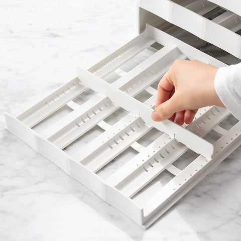 YouCopia SpiceStack non-slip feet detail keeping organizer stable and secure
