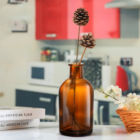 YOUEON single rose in amber vase demonstrating elegant focal stem display