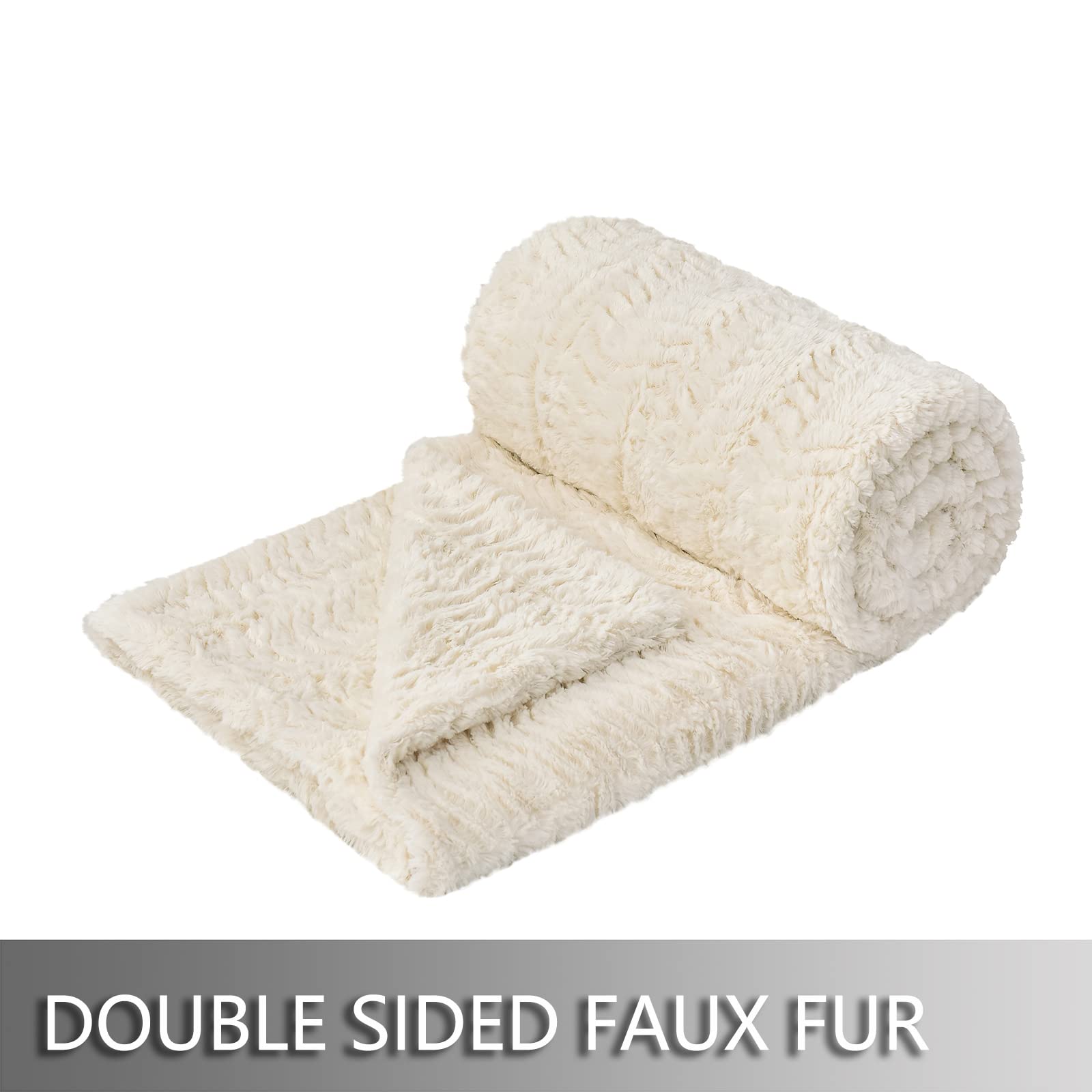 YUSOKI close-up of faux fur texture highlighting thick pile and cozy softness