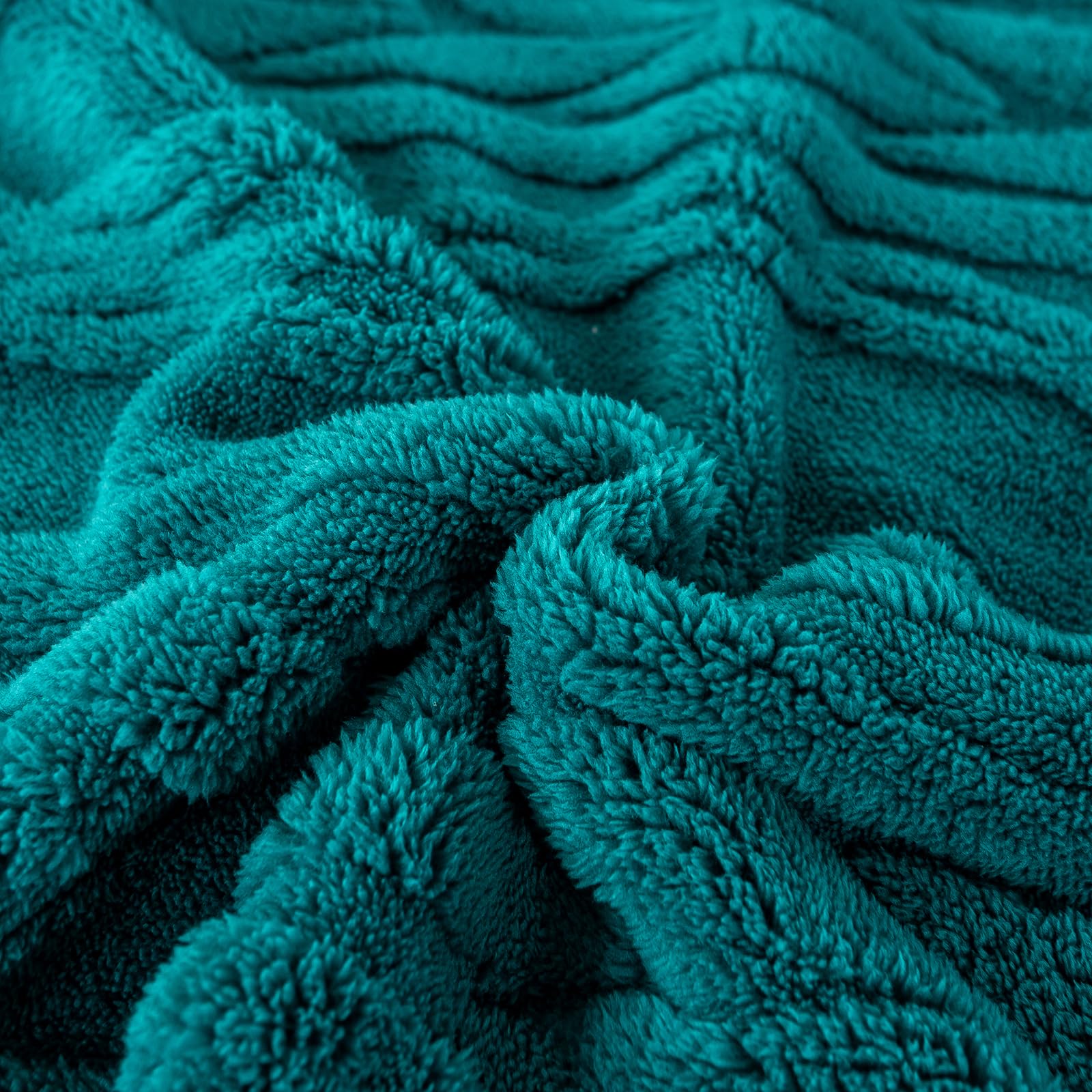 YUSOKI seam and edge detail highlighting durable finish and longevity