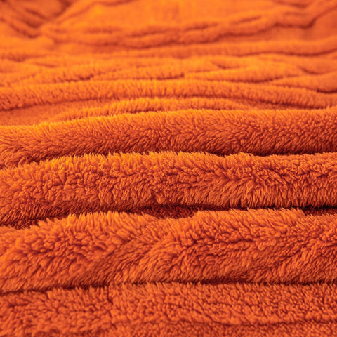 YUSOKI edge and label close-up showing neat seam quality