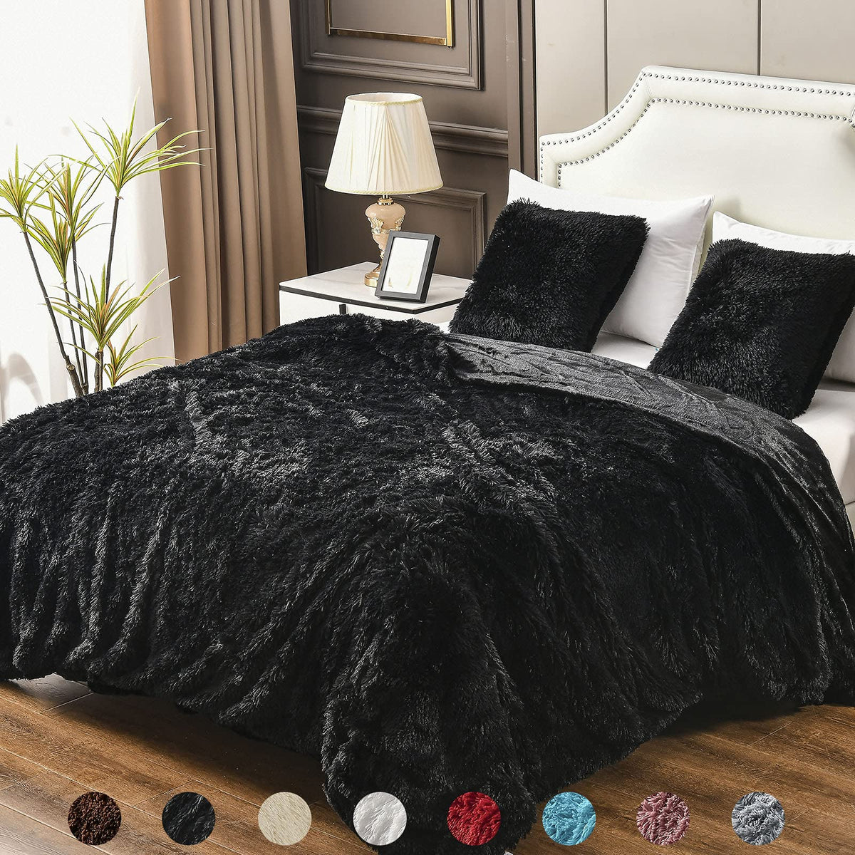 YUSOKI front folded blanket showing plush faux fur and neat fold for cozy appeal