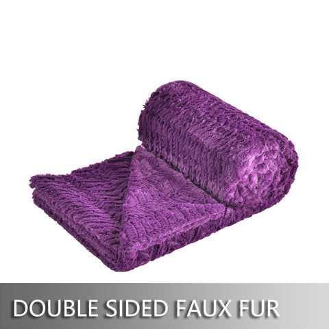 YUSOKI reverse fishbone pattern detail showing reversible texture and refined visual interest