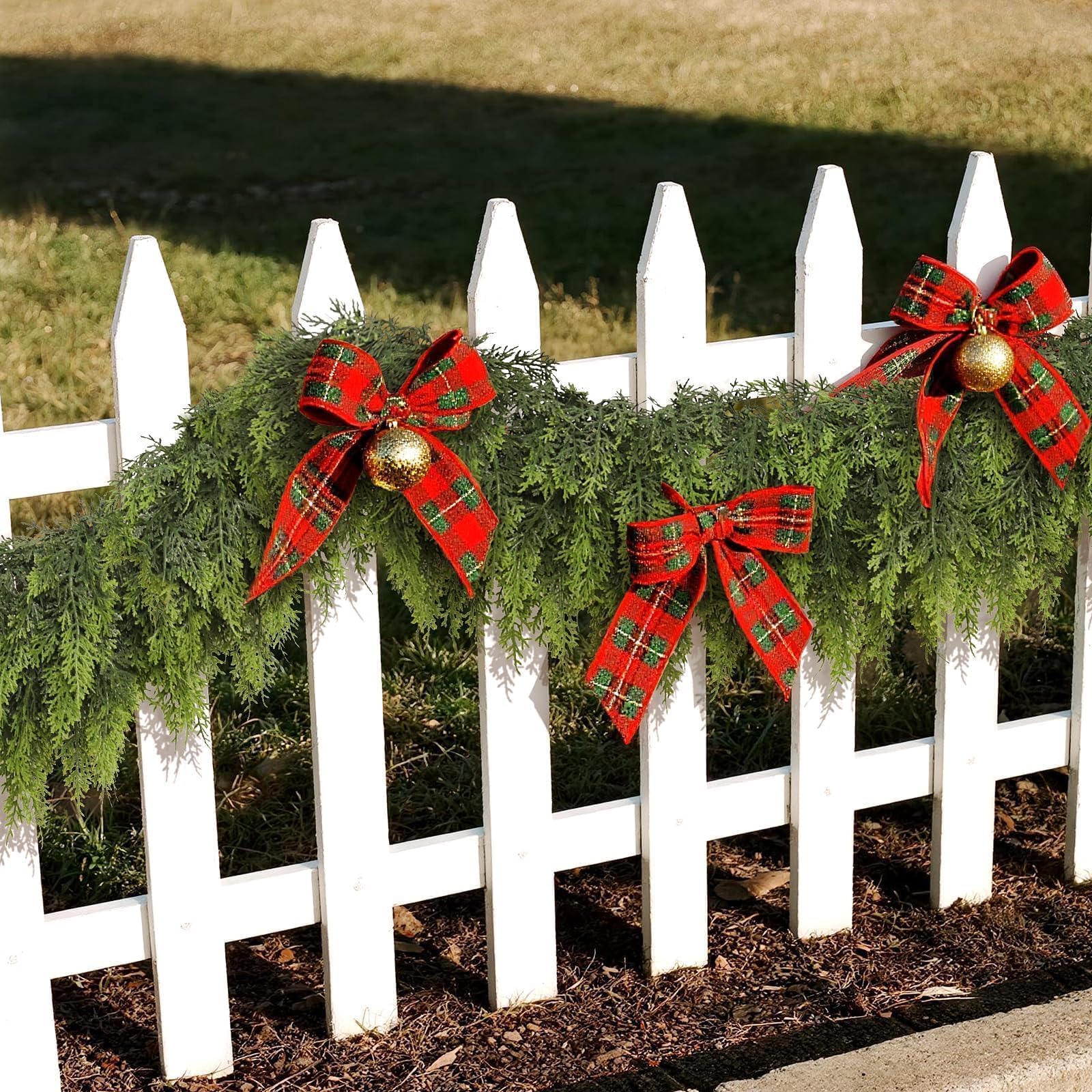 YXZZWL garland folded for storage demonstrating easy seasonal packing