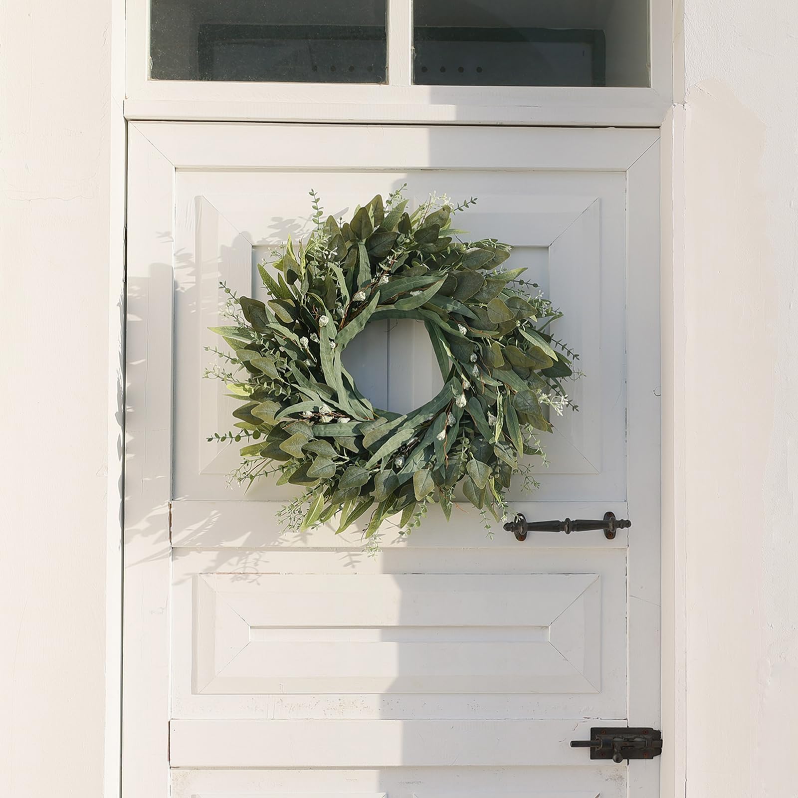 YXZZWL wreath packaged and unfolding to restore shape easily