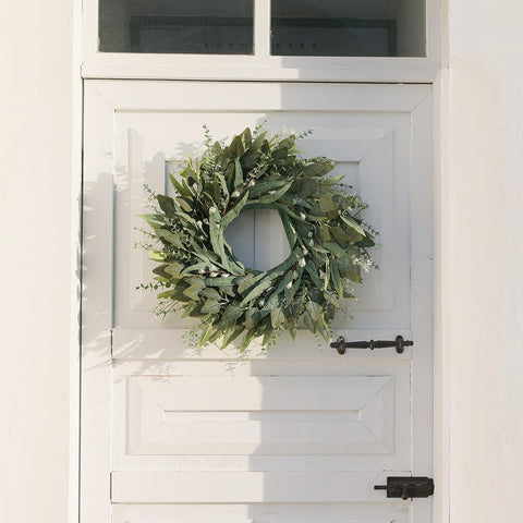 YXZZWL wreath packaged and unfolding to restore shape easily