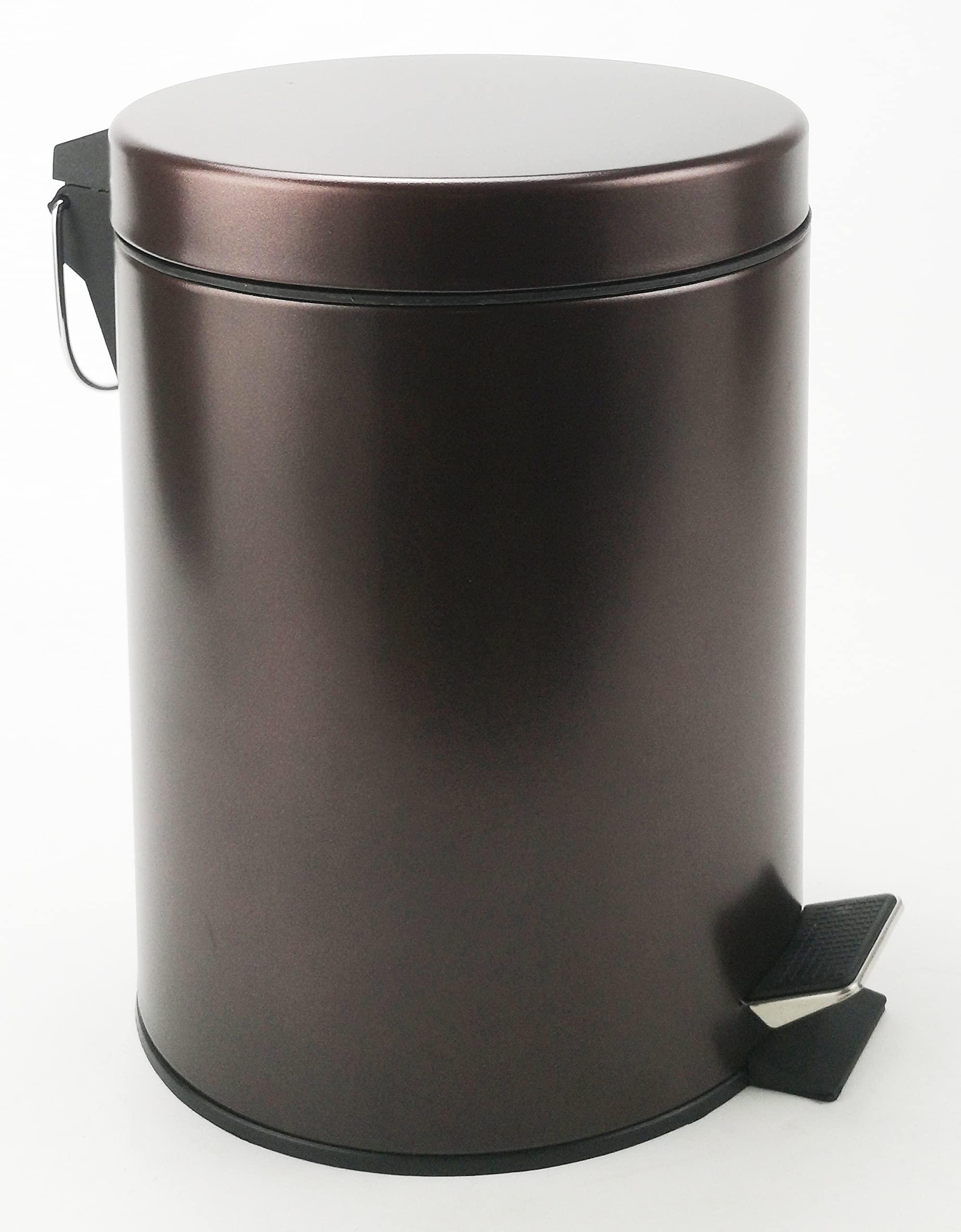 Zahari Home bronze finish detail highlighting durable metal texture and scratch resistance