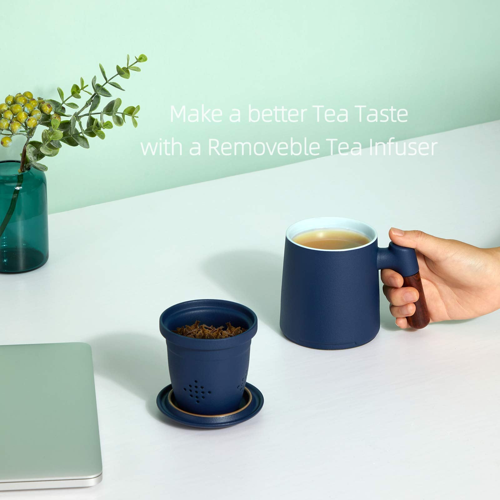 ZENS infuser closeup highlighting fine mesh that prevents tea dregs