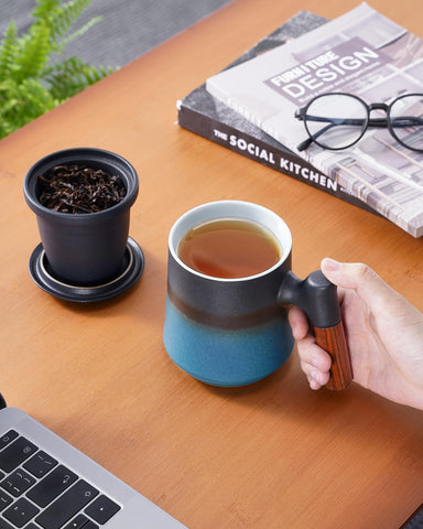 ZENS close-up of textured hand-sprayed glaze, highlights artisan finish and grip