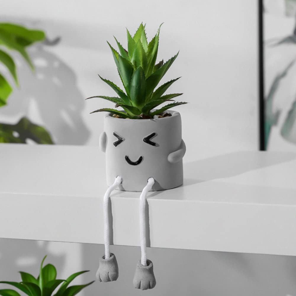 Zerzsy leaf detail shows PE material realism and durable texture