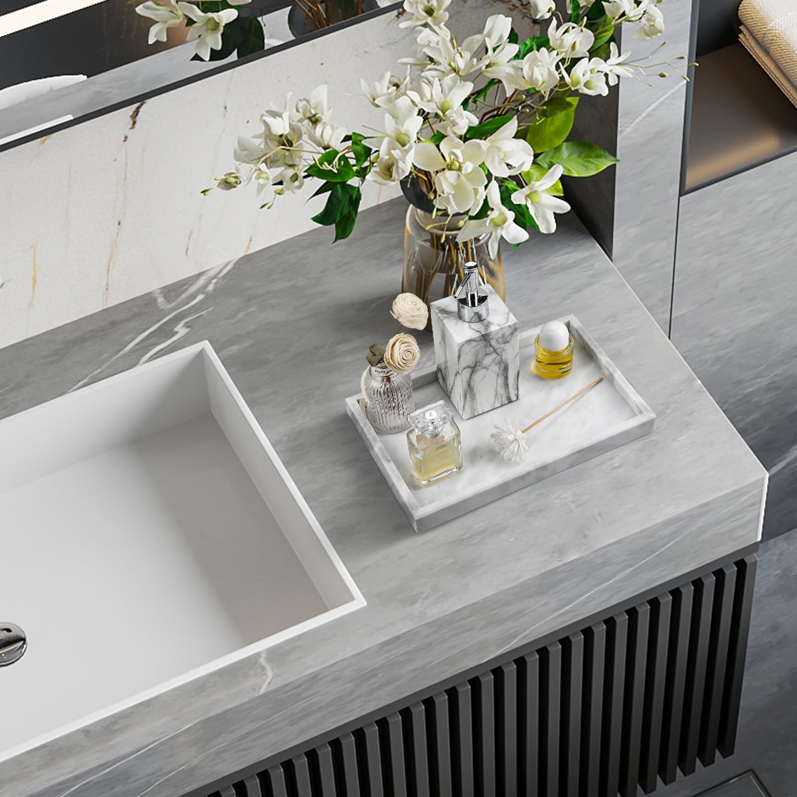 Zilukar tray held in hand to show size and weight benefit: solid durable feel