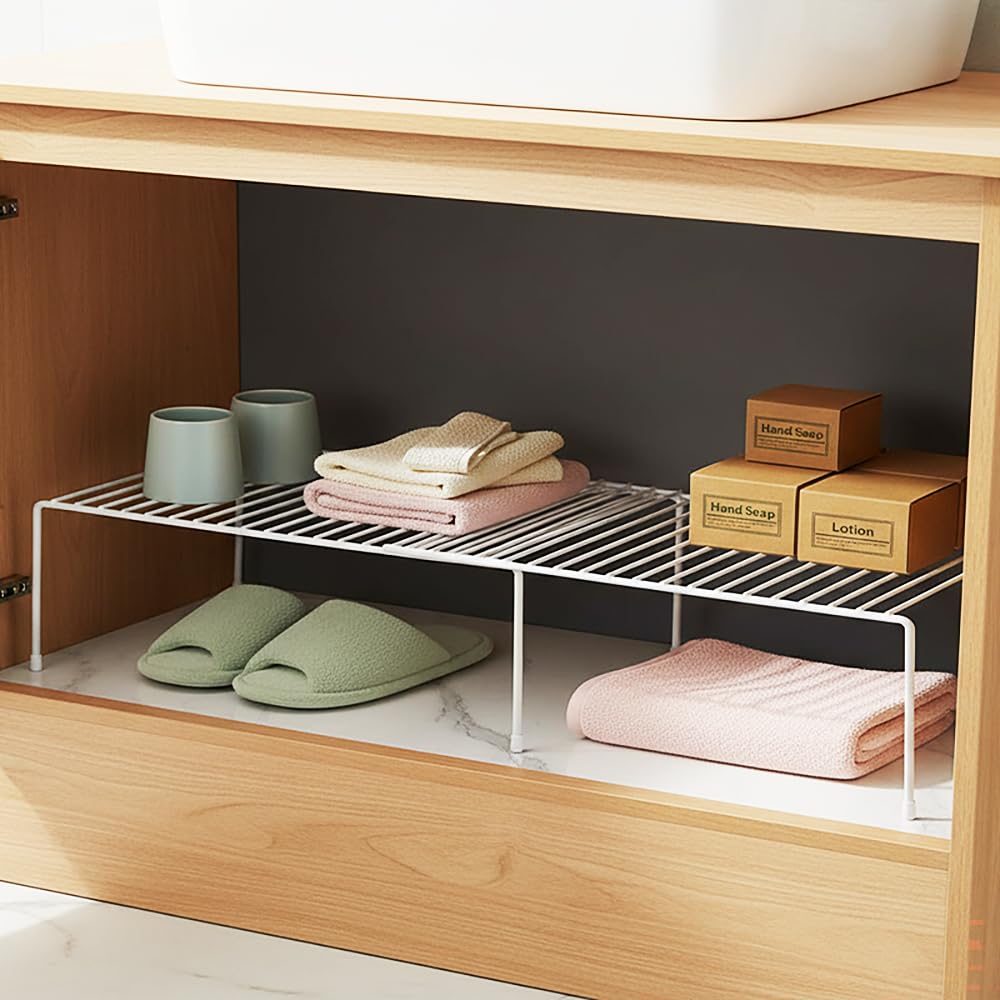 ziroland shelf holding spice jars neatly for easy selection