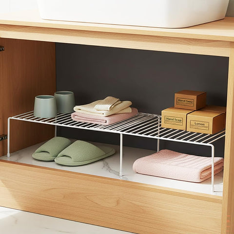 ziroland shelf holding spice jars neatly for easy selection
