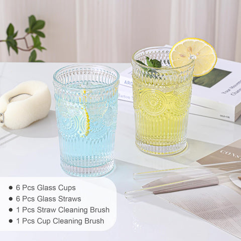 ZMOWIPDL glass in hand filled with iced coffee, visualizes drink capacity and use