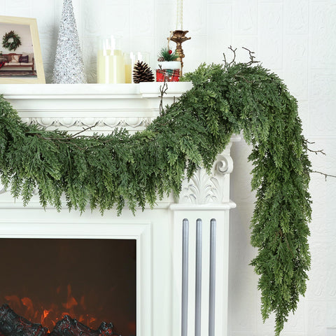 Zmtyykh front view of 9ft cedar garland showing full length and natural look