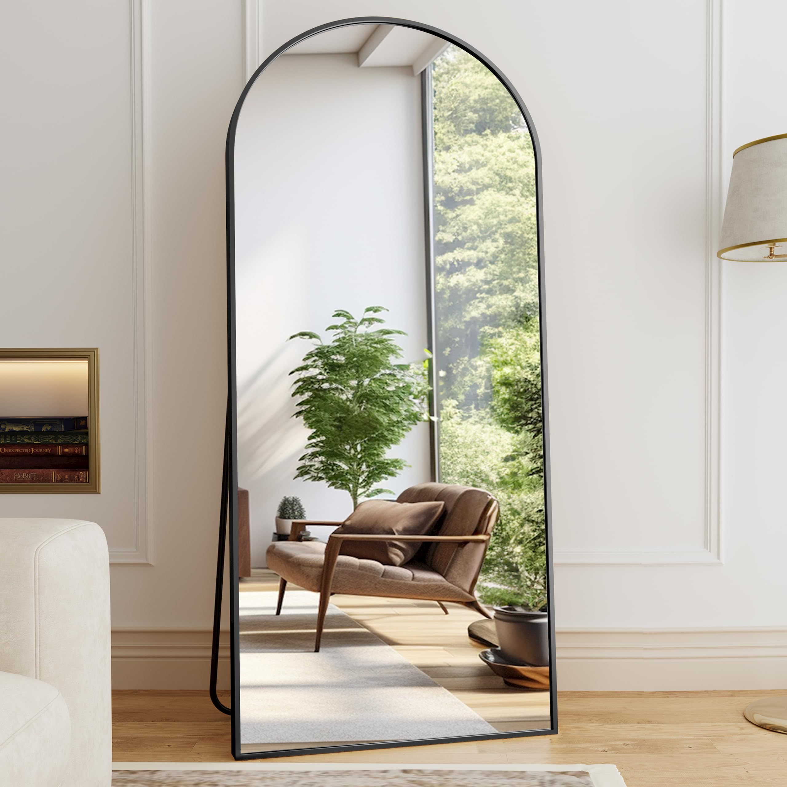 ZMYCZ close-up of brushed aluminum frame highlighting durable corrosion-resistant finish