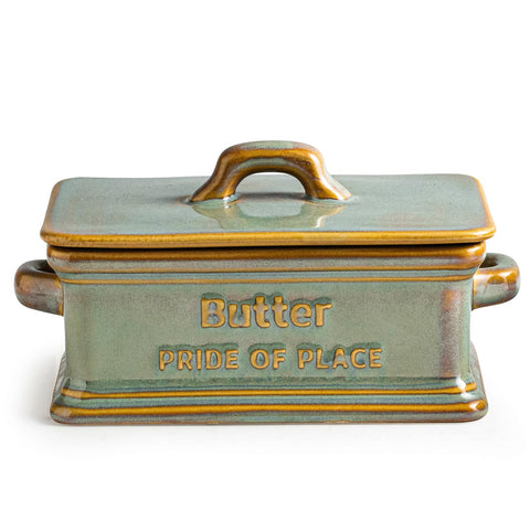 Zoeeker front view of butter dish showing clean silhouette and handy lid