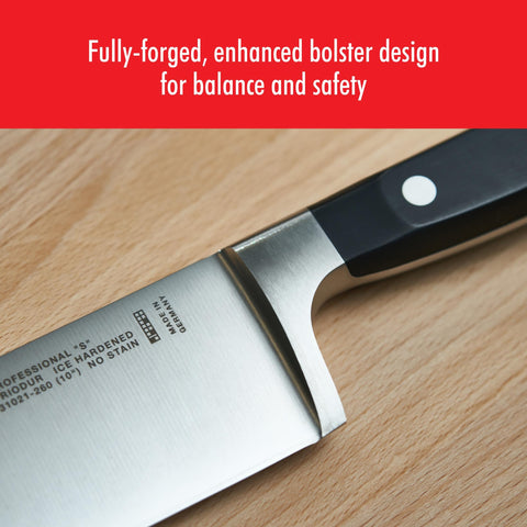 ZWILLING laser-honed edge close view showing fine 15° geometry advantage