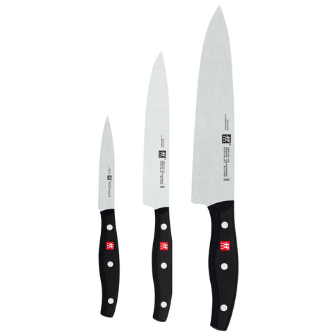 ZWILLING front packaging showing three essential knives and benefits