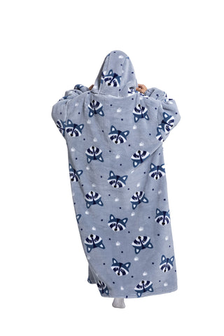 ZXIMU pocket and hood detail highlighting reinforced seams and convenience